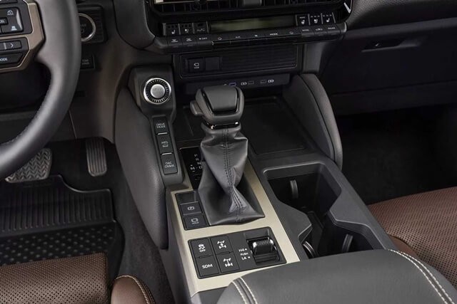 can-so-xe-toyota-prado-2024