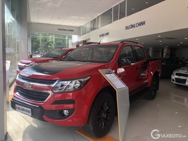 chevrolet-colorado-gia-bao-nhieu