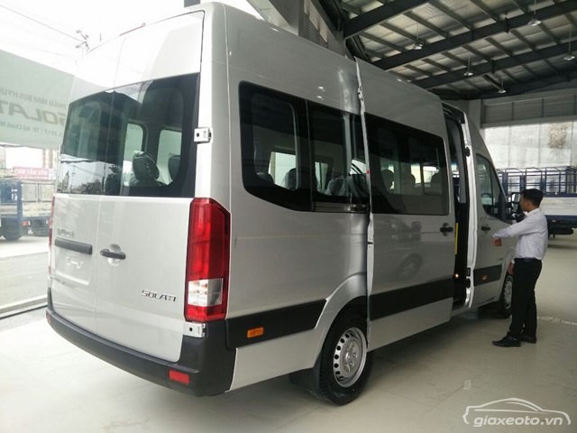 chi-tiet-minibus-hyundai-solati-16-cho