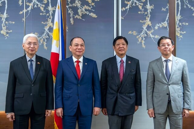 chu tich pham nhat vuong va tong thong philippines