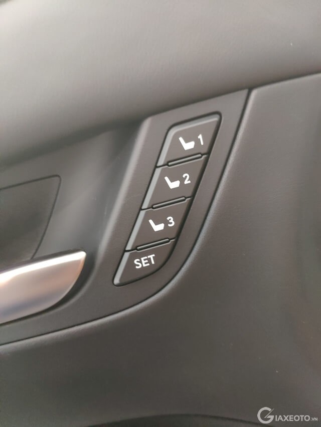 chuc-nang-nho-3-vi-tri-lai-lexus-lx570