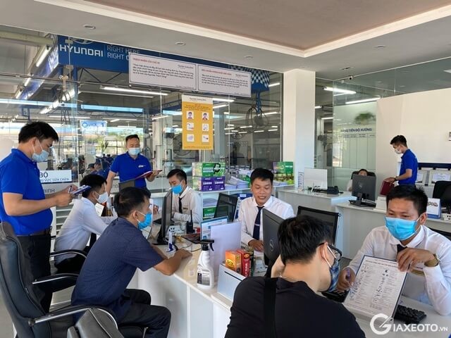 co-van-dich-vu-hyundai-quang-binh
