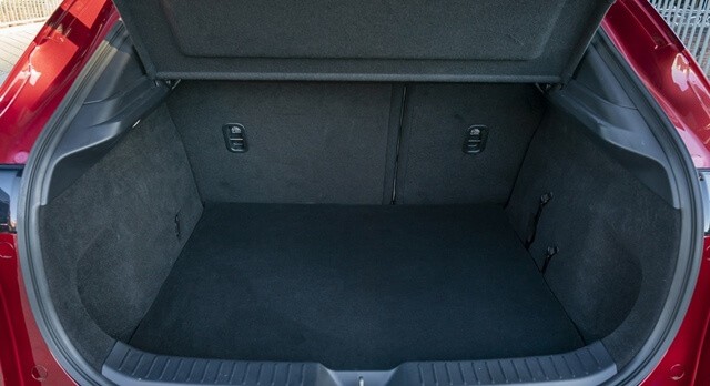 cop-sau-xe-mazda-cx30-2023