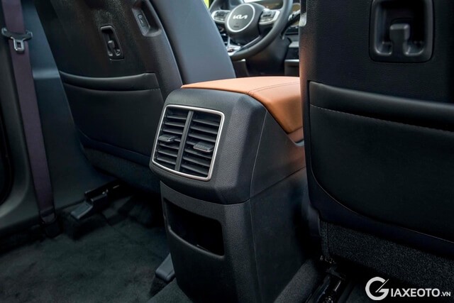 cua-gio-dieu-hoa-xe-kia-sportage