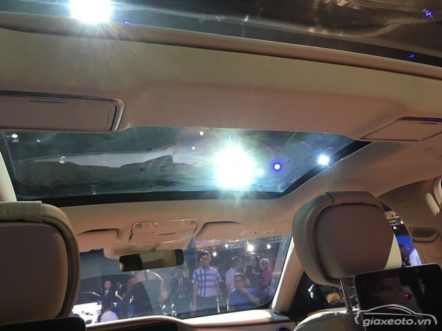 cua-so-troi-xe-mercedes-benz-s450