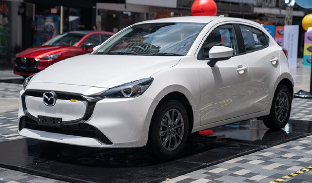 đánh Cwin333 hiện đang mở mazda2