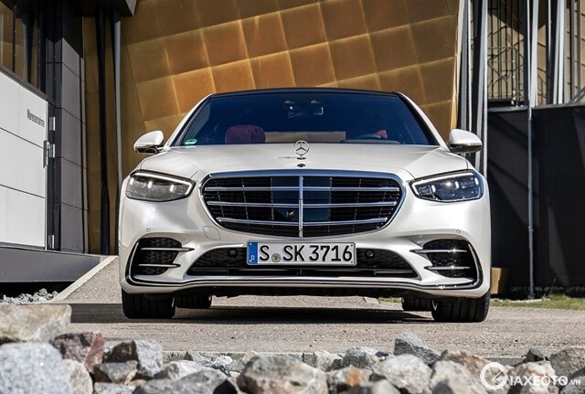 dau-xe-Mercedes-Benz-S500