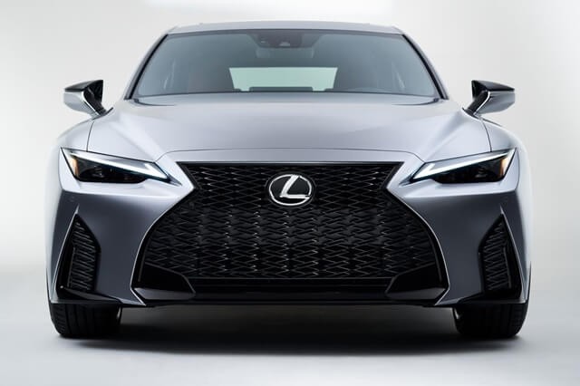 dau-xe-lexus-is-350