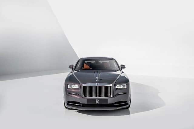 dau-xe-rolls-royce-wraith
