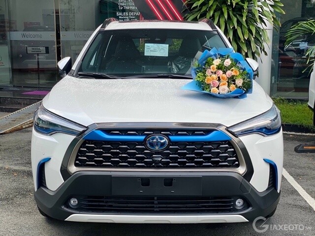 dau-xe-toyota-corolla-cross-1_8hv-hybrid