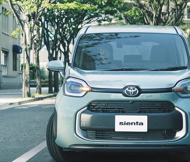 dau-xe-toyota-sienta