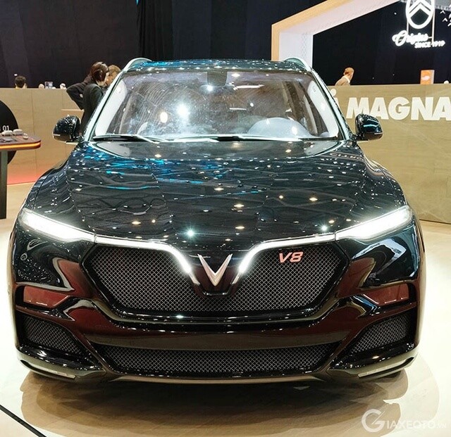 dau-xe-vinfast-lux-v8