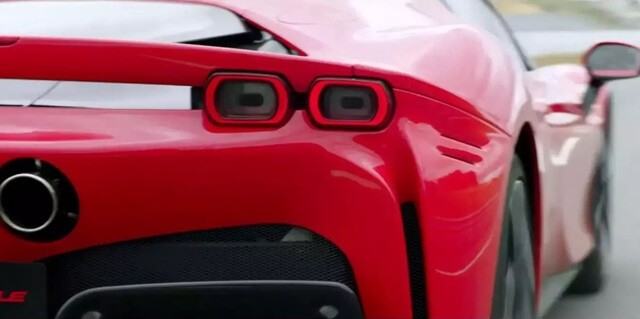 den-sau-xe-ferrari-sf90-stradale