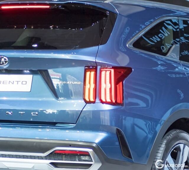 den-hau-xe-kia-sorento