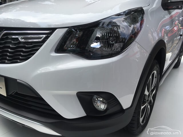 den-truoc-xe-vinfast-fadil