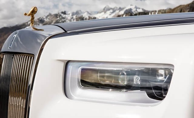 den-xe-Rolls-Royce-Phantom-8