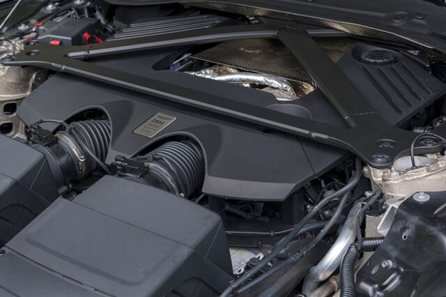 dong-co-xe-aston-martin-db12