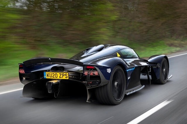 dong-co-xe-aston-martin-valkyrie