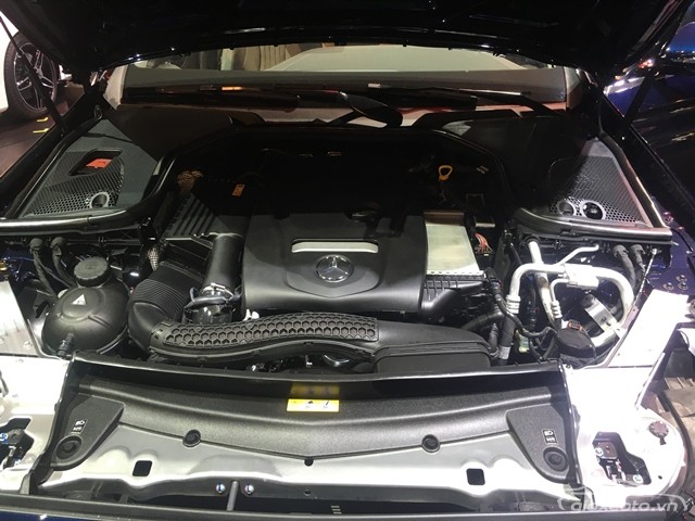 dong-co-xe-mercedes-e250
