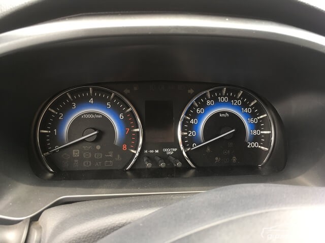 dong-ho-chinh-xe-toyota-rush
