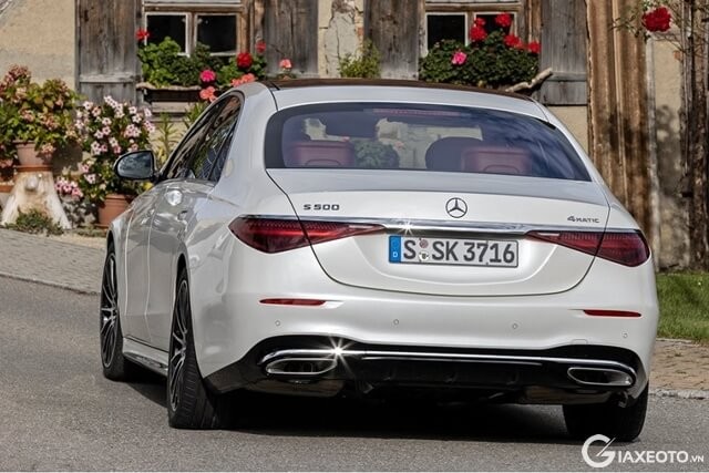 duoi-xe-Mercedes-Benz-S500