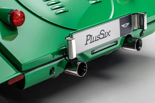 duoi-xe-Morgan-Plus-6