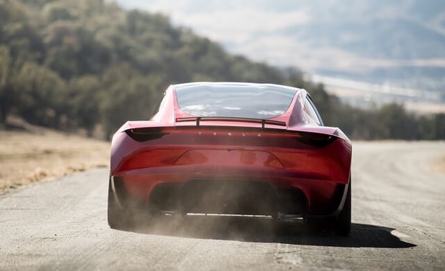 duoi-xe-Tesla-Roadster