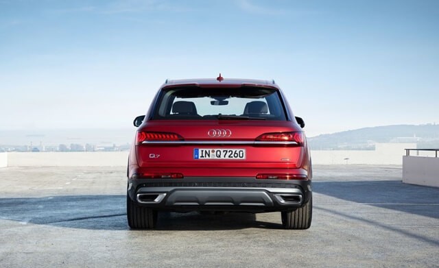 duoi-xe-audi-q7