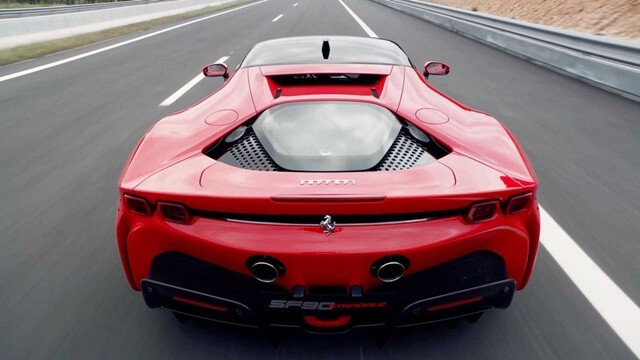 duoi-xe-ferrari-sf90-stradale-hybrid