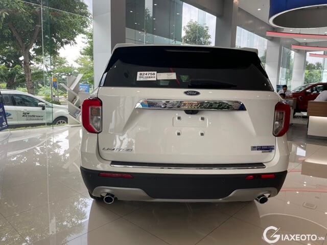 duoi-xe-ford-explorer-2023