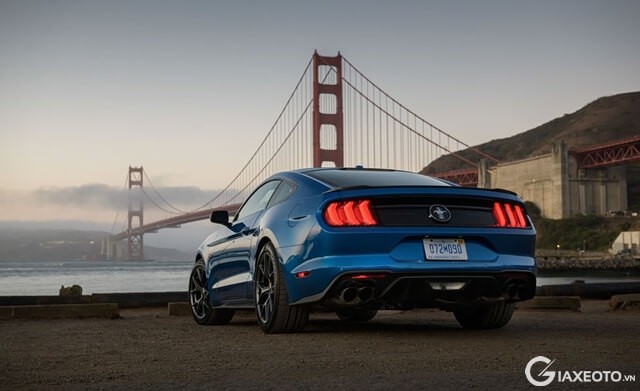 duoi-xe-ford-mustang