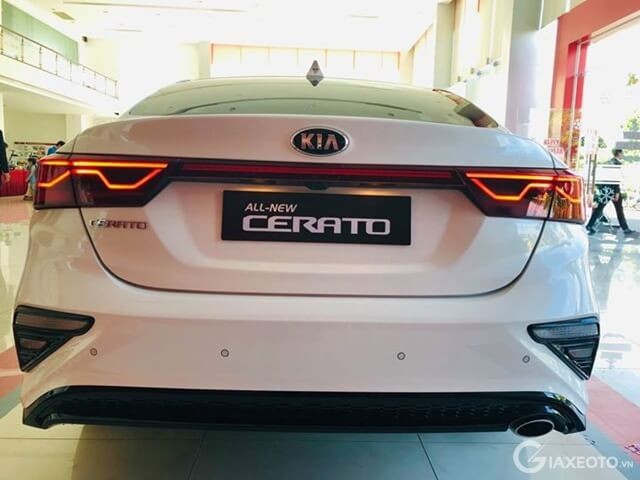 duoi-xe-kia-cerato-2020