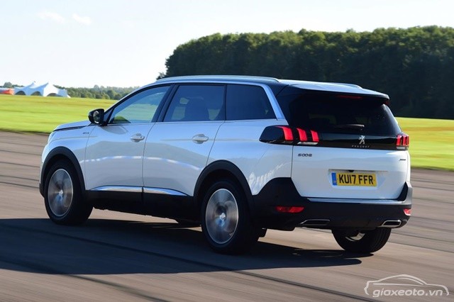 duoi-xe-peugeot-5008