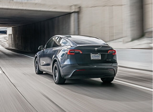 duoi-xe-tesla-model-y