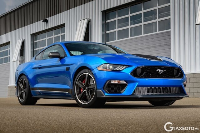 ford-mustang-gia-bao-nhieu