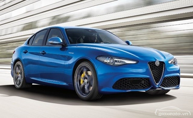 gia-xe-Alfa-Romeo-Giulia