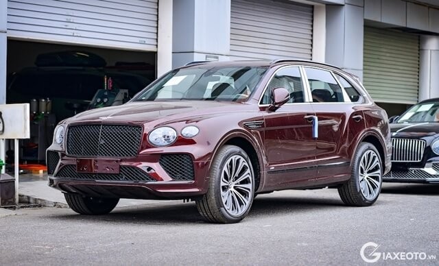 gia-xe-Bentley-Bentayga-tai-viet-nam