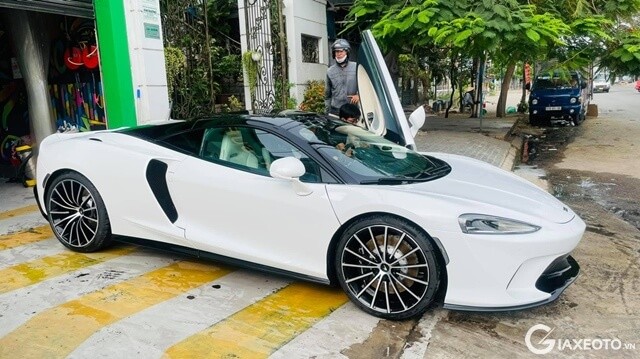 gia-xe-Mclaren-GT-tai-Viet-Nam