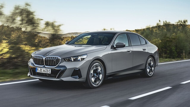 gia-xe-bmw-i5