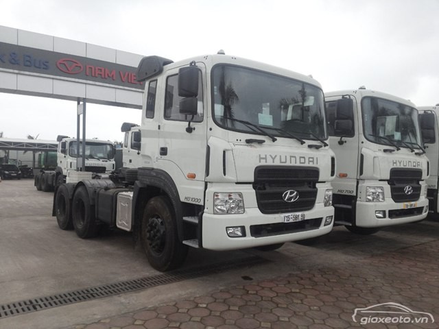gia-xe-dau-keo-hyundai-hd700-hd1000