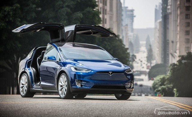 gia-xe-dien-Tesla-Model-x