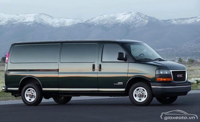 gia-xe-gmc-savana