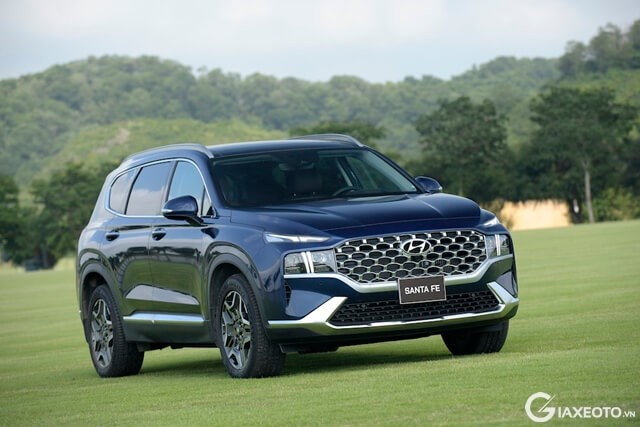 gia-xe-hyundai-santafe-may-dau