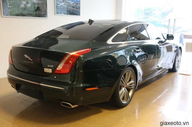 gia-xe-jaguar-xjl