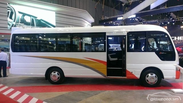 gia-xe-khach-hyundai-county-29-cho