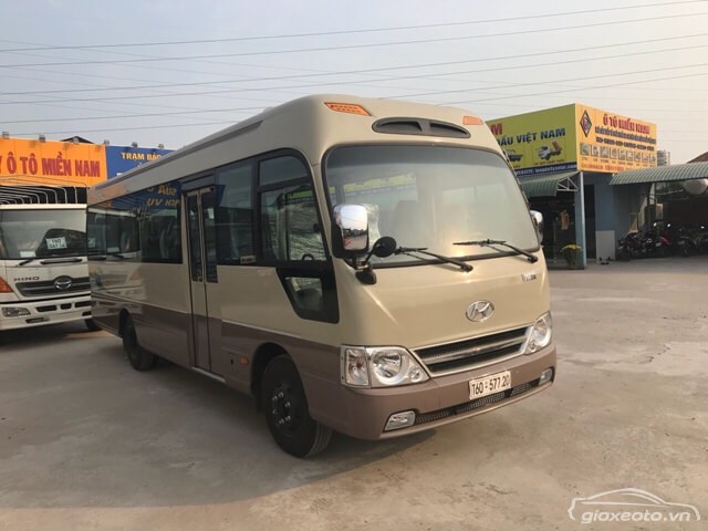 gia-xe-khach-hyundai-county