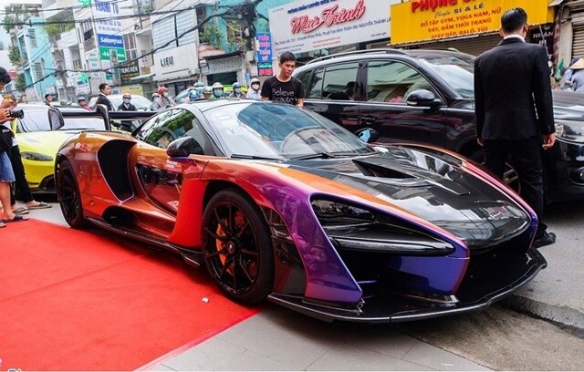 gia-xe-McLaren-senna