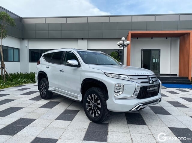 gia-xe-mitsubishi-pajero-sport