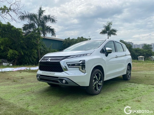 gia-xe-mitsubishi-xpander-2023