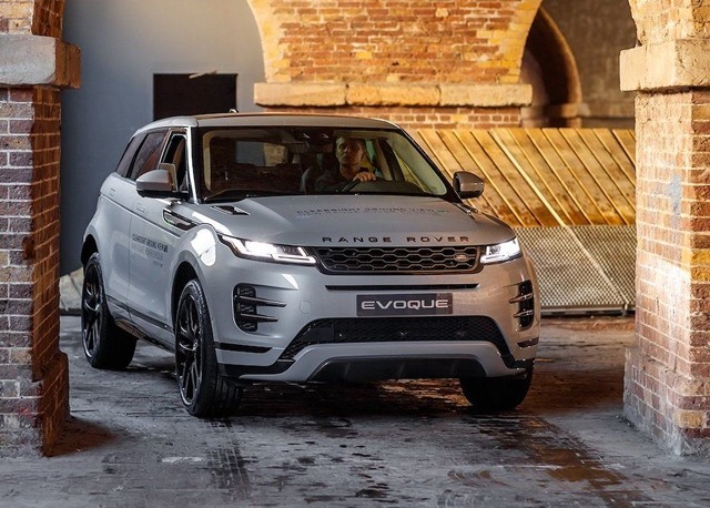 gia-xe-range-rover-evoque
